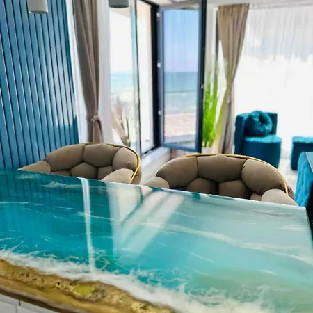 Апартаменты Seaside Dreamview Mamaia Nord