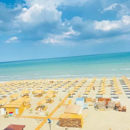 Seaside Dreamview Mamaia Nord Апартаменты Нэводари